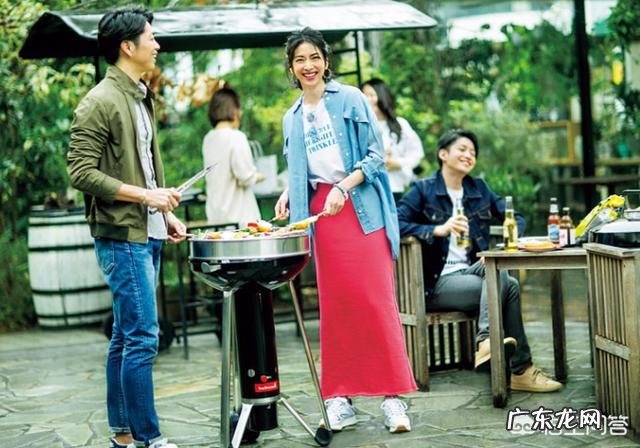 喜欢穿蓝色衣服，要怎么搭配？