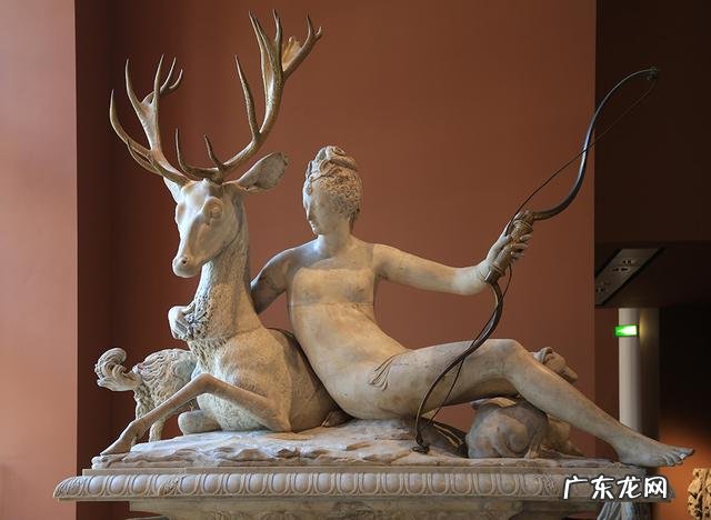 壁画中有鹿有什么寓意?