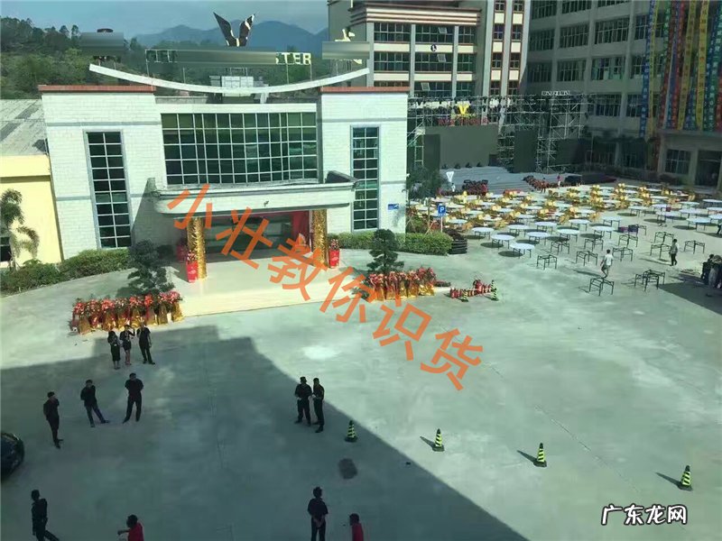 哪个平台买鞋子最靠谱 外贸鞋是什么意思