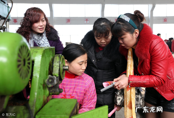 家庭教育孩子的十大方法！ 关于家庭教育的方式主要包括