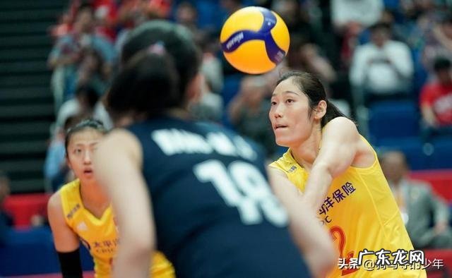 中国女排世界杯大战巴西32胜，为什么赢得这么难？您如何评价？