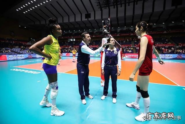 中国女排世界杯大战巴西32胜,为什么赢得这么难?您如何评价?