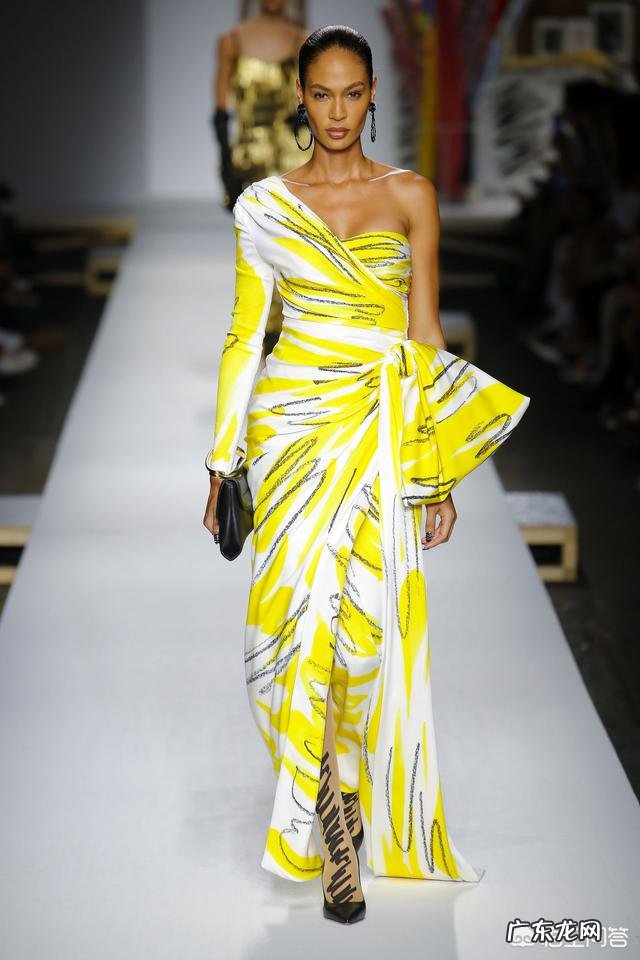 穿衣搭配方面有哪些你觉得好看的配色或撞色?