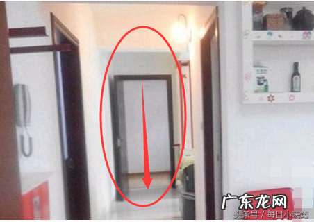 九十多岁的老者告诫儿子家门口千万别有这样东西 家里大门的风水禁忌门坏了