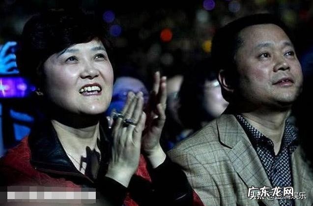 低调了年李宇春家庭背景曝光爸妈的身份让人不敢相信 李宇春个人资料简介及图片