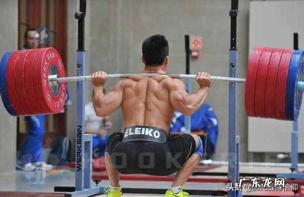 深蹲到底要蹲多低?