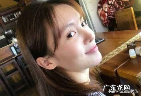 同事关系，男给女发黄色表情，女也不抗拒，男女分别是什么心态？