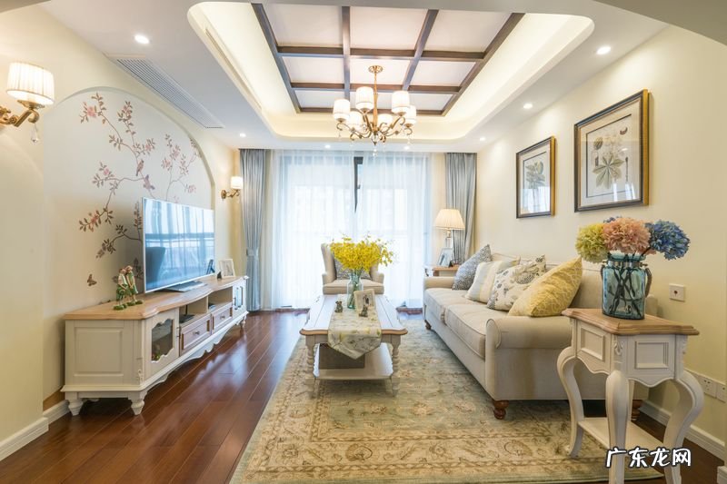 客厅灯具不能乱安装 家里客厅的灯有风水说法吗