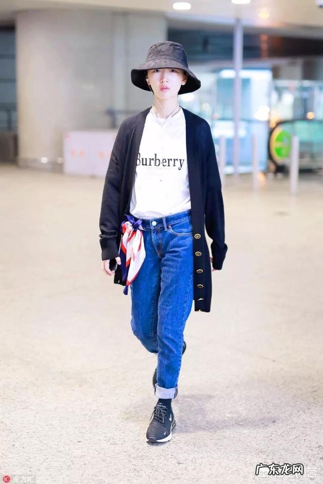 如何用一根丝巾“C位出道”？