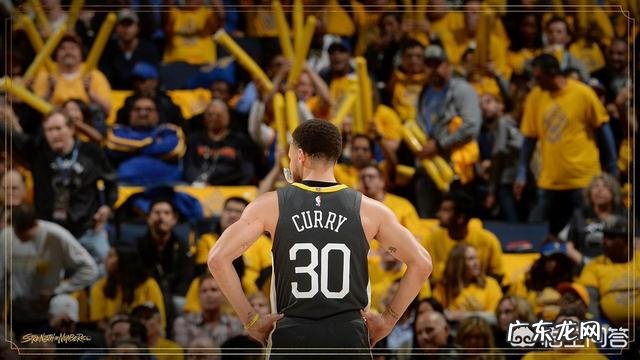 库里逆天37分+三双,格林关键三分,勇士横扫开拓者晋级,开拓者输在那?