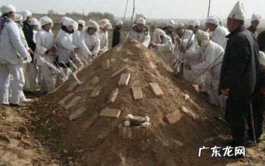 什么样的风水不能立碑 从风水角度上讲什么地形不能立碑呢