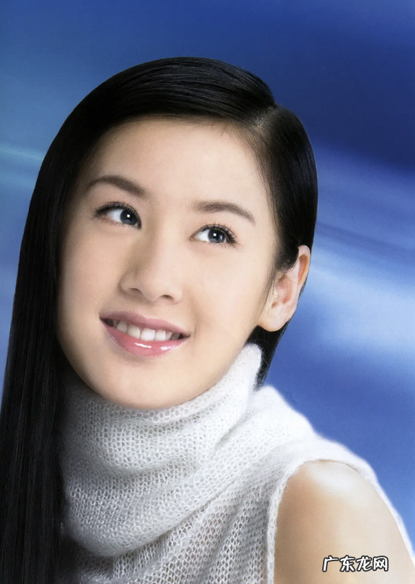 黄圣依的隐忍人生和她背后深爱的一个重要男人 黄圣依个人资料简历简介