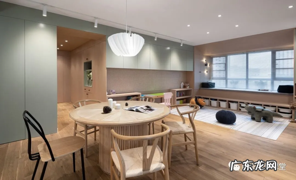 客厅不要传统 家里客厅放长条桌风水