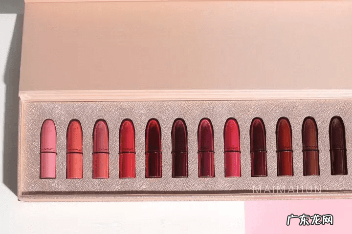 ysl黑星辰限量2019 ysl星辰圣诞限量版价格