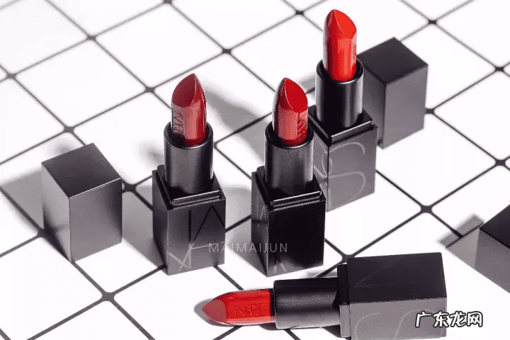 ysl黑星辰限量2019 ysl星辰圣诞限量版价格