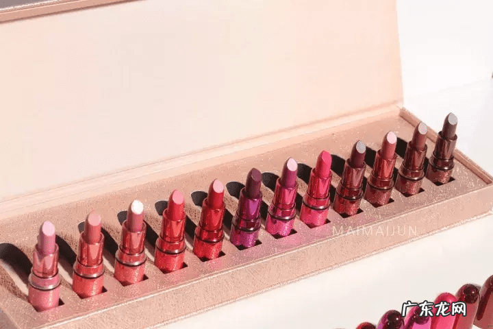 ysl黑星辰限量2019 ysl星辰圣诞限量版价格