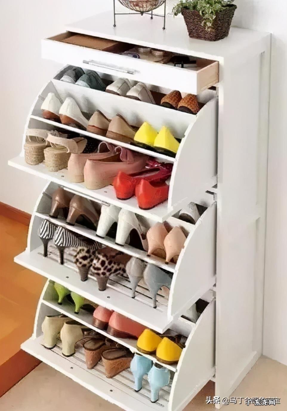 楼梯转角摆什么风水好 楼梯转角鞋柜怎么放不伤风水