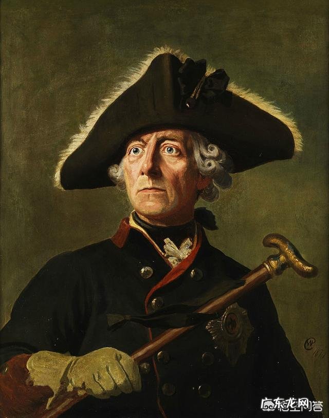 穿西服很时尚,为什么西服袖子上有扣子?