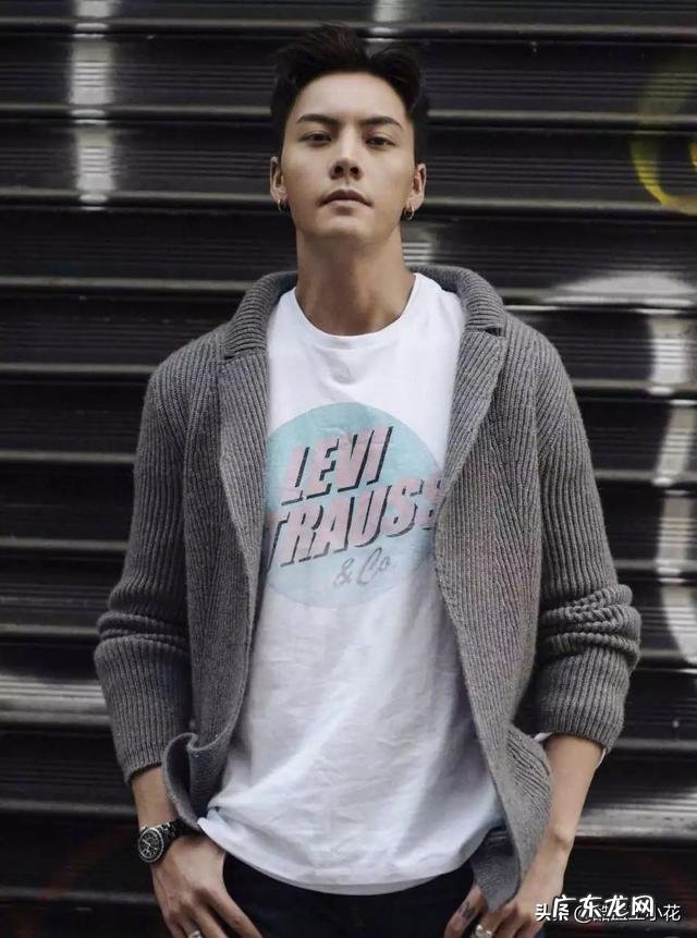 温柔的针织开衫,应该怎么搭配?有没有好看的搭配推荐?