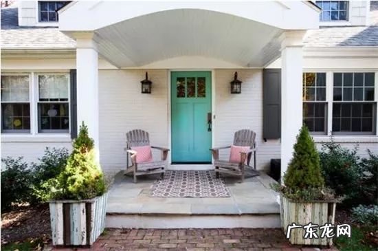 正对大门摆绿植招财还是引煞 家里客厅正对门摆什么旺风水