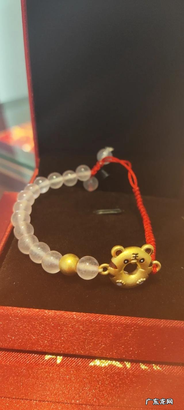 想买虎年本命年的转运饰品,有虎年开运黄金饰品推荐吗?