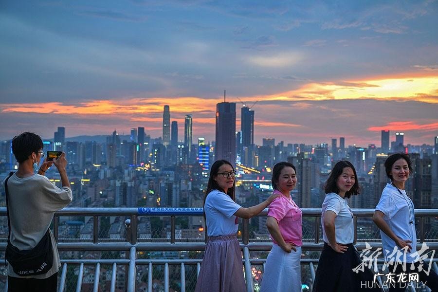 长沙万家丽广场上顶楼 长沙万家丽广场楼顶图片