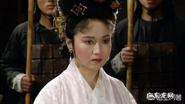 胡车儿在偷盗典韦的双铁戟时为什么不直接将熟睡中的典韦刺死？