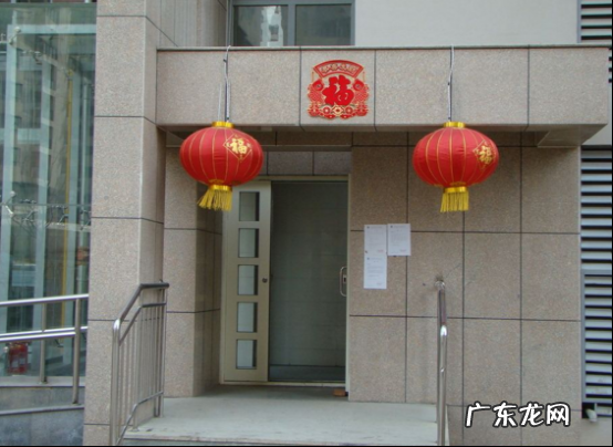 家宅门口切记避开这几种情形 家里大门口正对停车位风水好吗