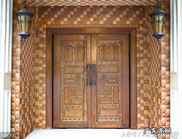 大门风水6大讲究 别人量家里大门风水