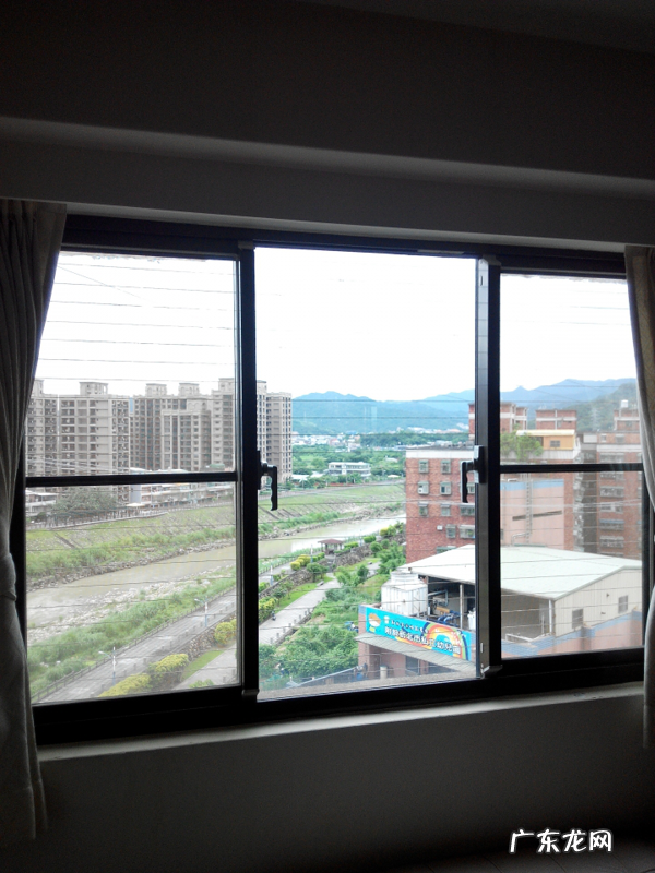 窗户纳取吉旺气 家里客厅窗户小风水怎么样