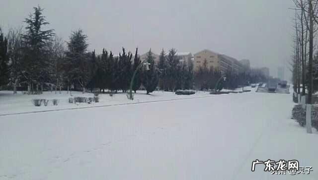 小寒节气到了，农村老人说“小寒节气宜雪不宜晴”，小寒节气下雪有啥说法？