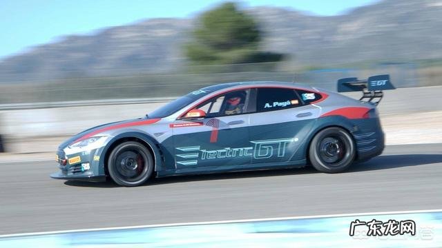 特斯拉Q1可能出现历史上最大汽车销量下滑,预计只交付5万辆,是什么原因导致的?