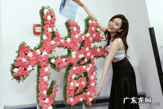 天下谁人不惜君失声三年如今因大风吹翻红的刘惜君经历了什么 刘惜君个人简介哪里人