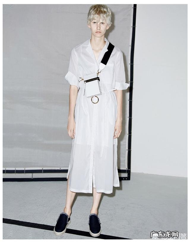 穿连衣裙搭配什么鞋子更时尚?一定要穿高跟鞋么?