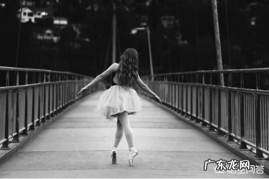 男生的哪些套路最打动女生的心?