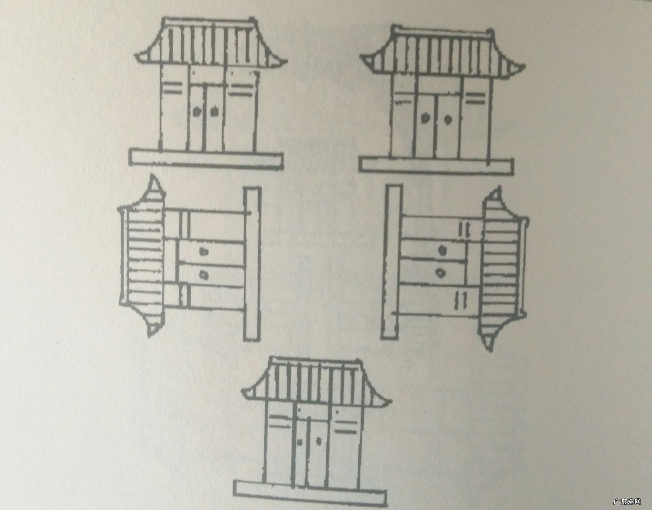在盖房子时候屋脊的长度留出多少最为合适呢 阳宅平房屋脊风水