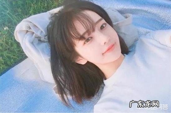 皮肤偏黑的女生染什么颜色的头发比较好?