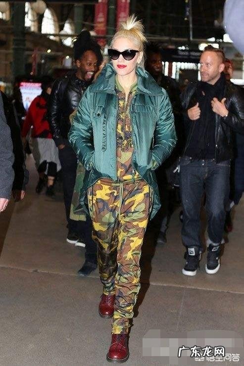 冬季穿迷彩裤应该配什么上衣和外套?