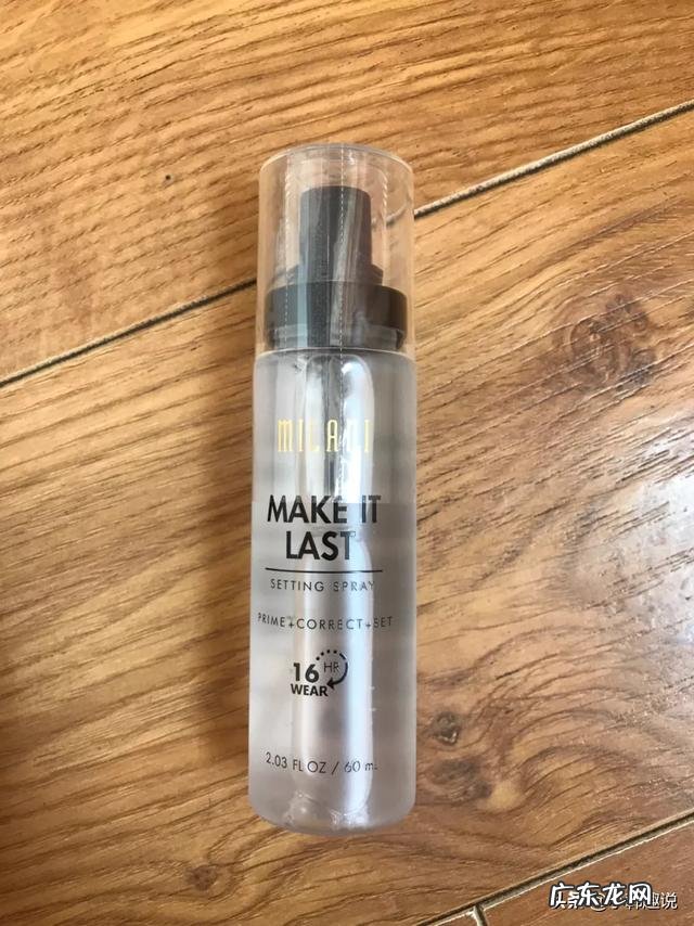 由于工作需要，上班时要画淡妆，有什么好的简单的化妆品或素颜霜可以推荐？