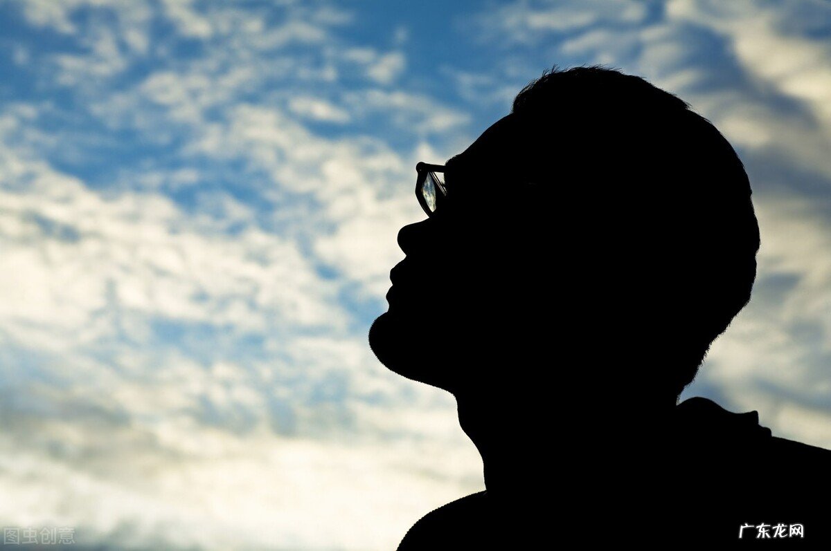 不畏艰难迎难而上的名言 形容迎难而上的名言