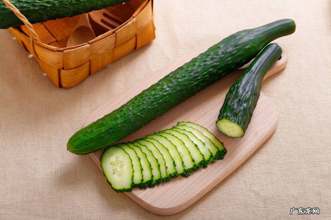 用黄瓜敷脸有什么好处