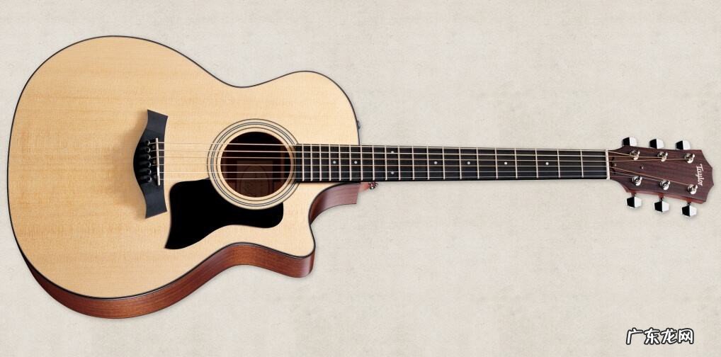 吉他男生怎么选