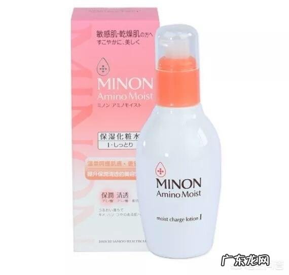 大家推荐一下什么牌子的化妆品补水保湿效果好?