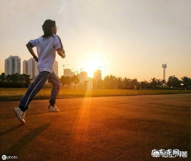 总资产减少，净资产增加是什么原因？