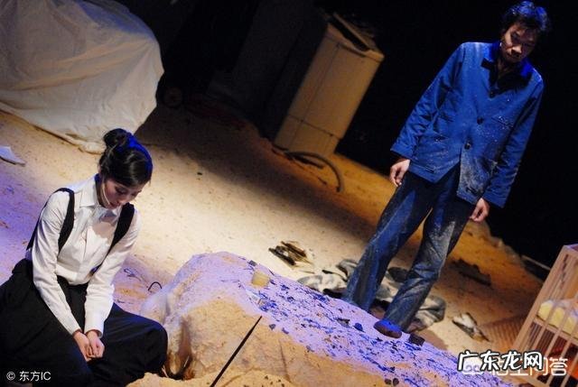 她 你什么时候发现他其实并没有那么爱你?