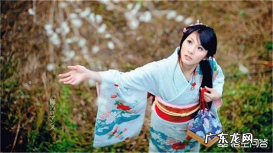 日语的俳句是什么,和我们的诗歌有什么区别?