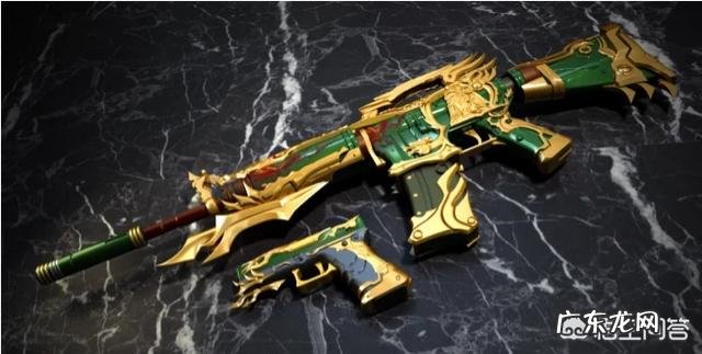 穿越火线里,新手用什么英雄级武器最好?