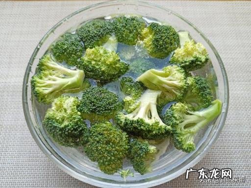 西兰花的家常做法简单好吃,西兰花香菇家常做法