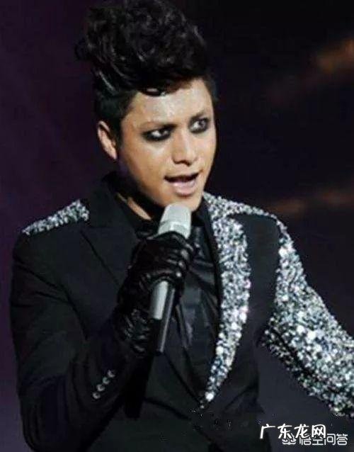 日常生活化烟熏妆会让人觉得奇怪吗?