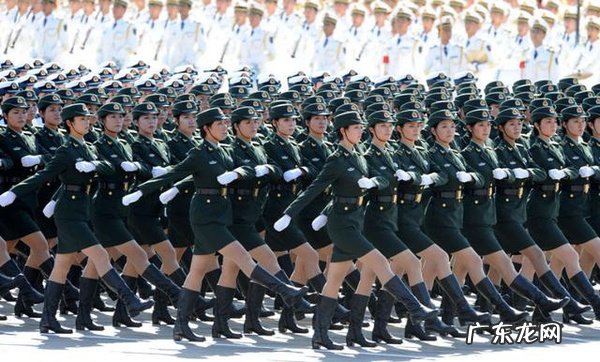 正步走的动作要领讲解 正步走的动作要领是什么